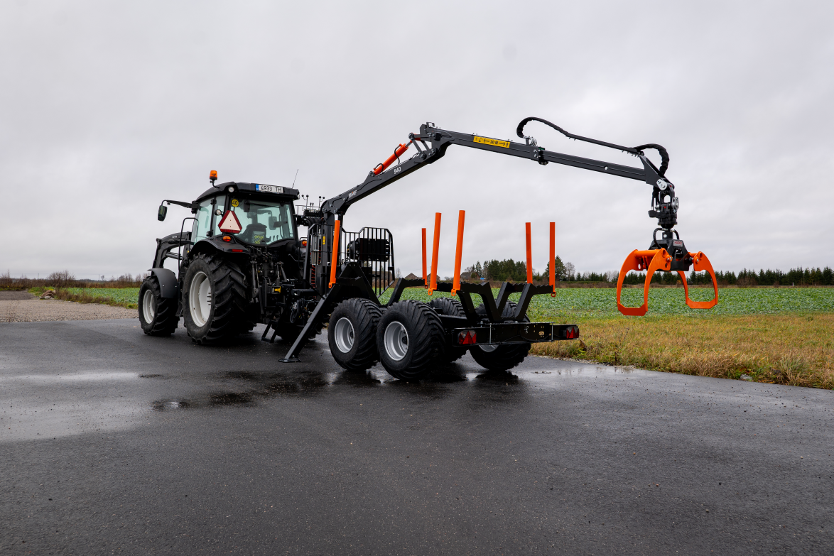 GRU E RIMORCHI FORESTALI