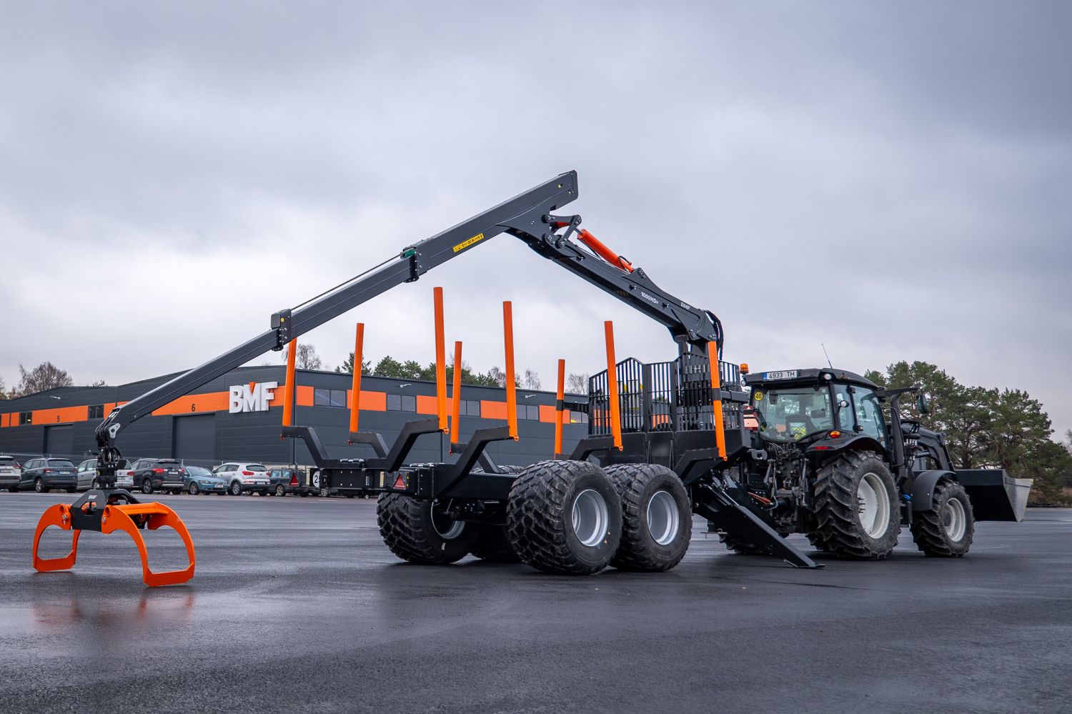 GRU E RIMORCHI FORESTALI BMF